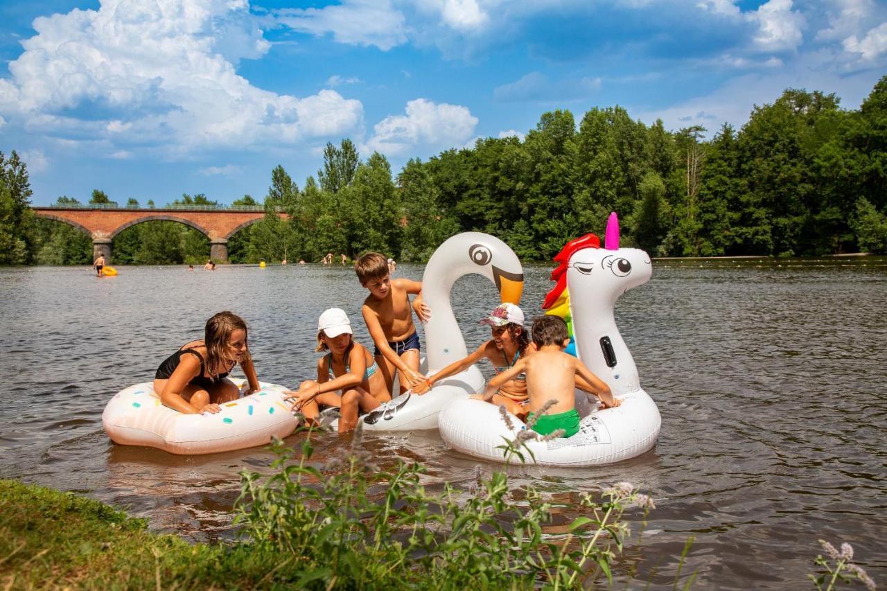 Camping De La Bageasse Brioude Luaran gambar
