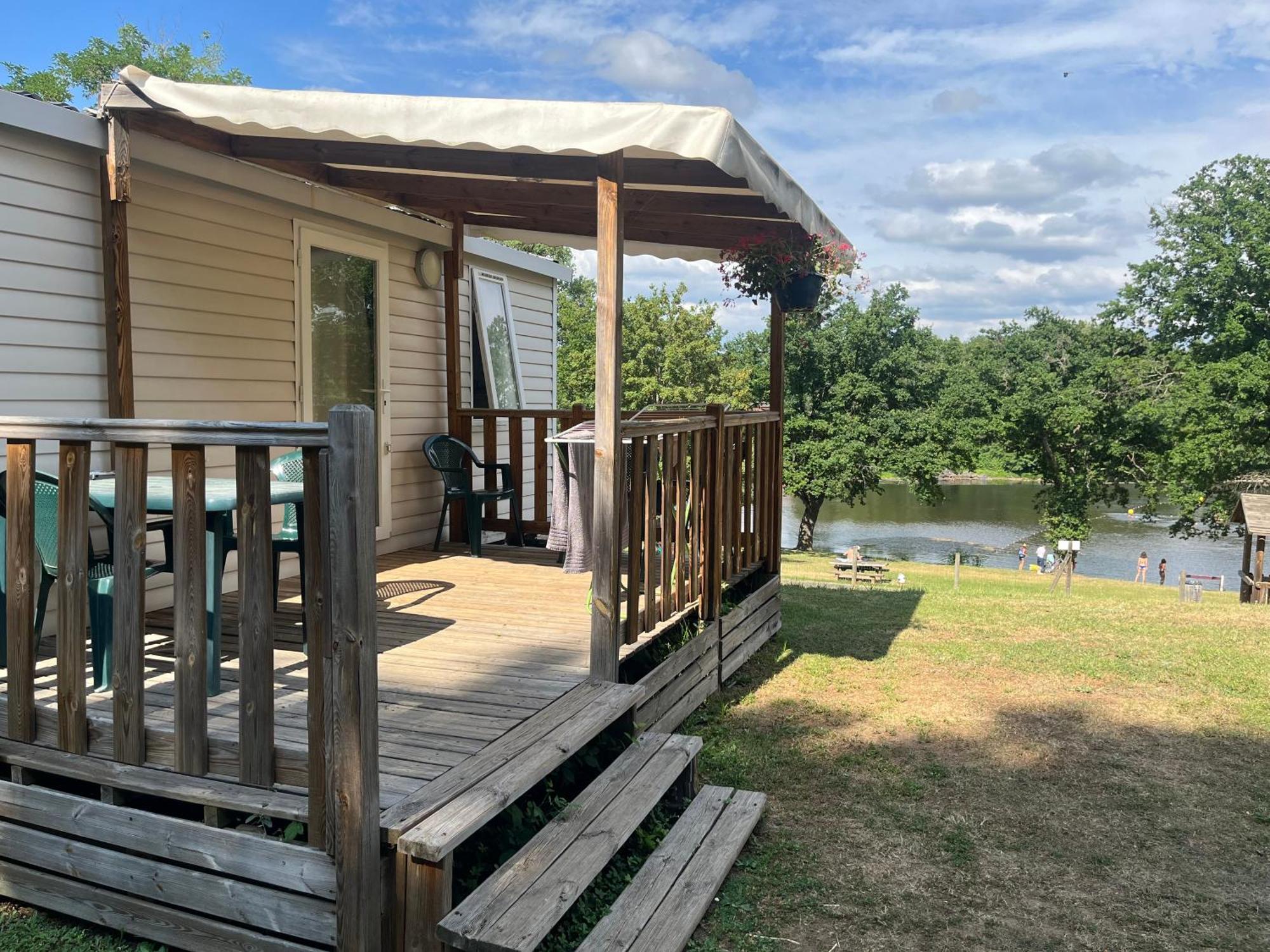 Camping De La Bageasse Brioude Luaran gambar