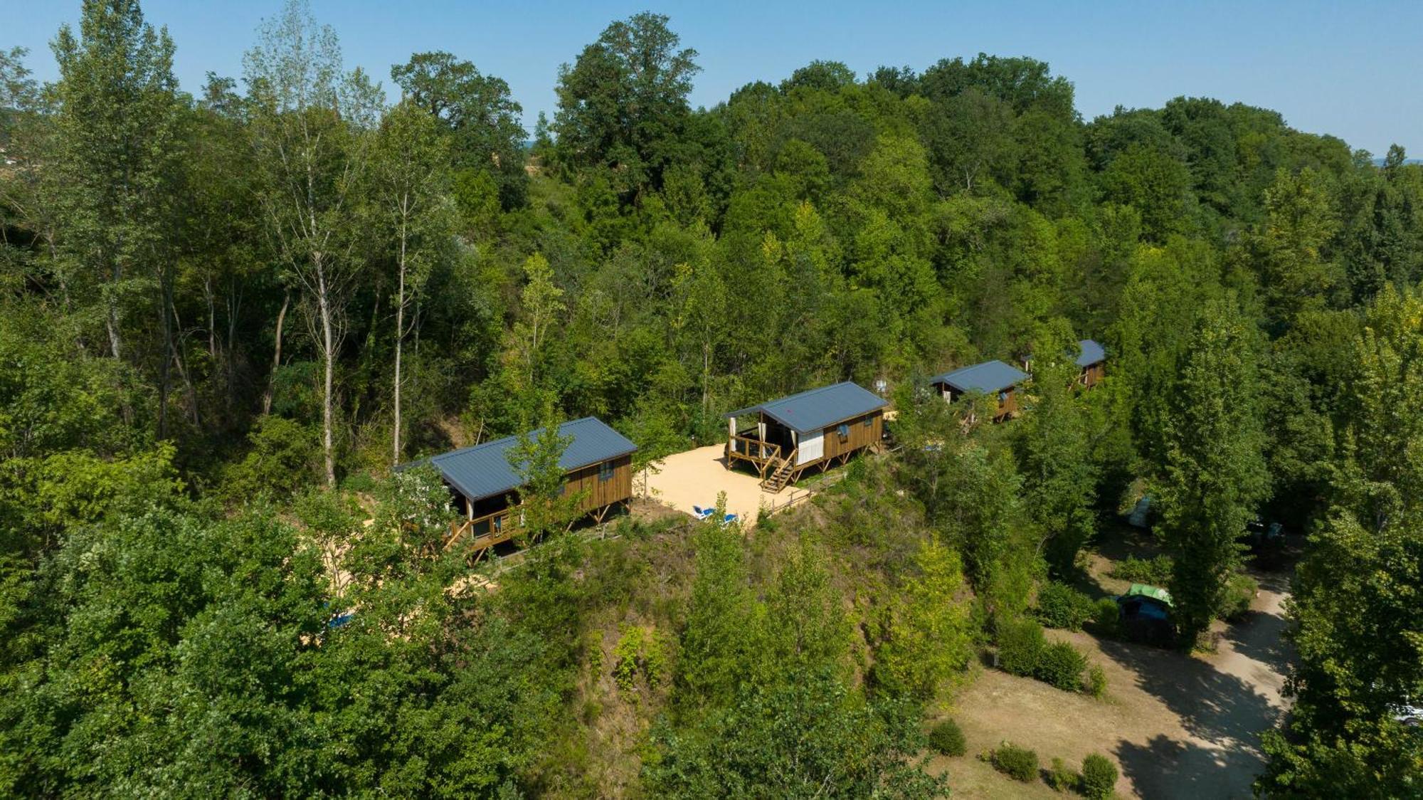 Camping De La Bageasse Brioude Luaran gambar